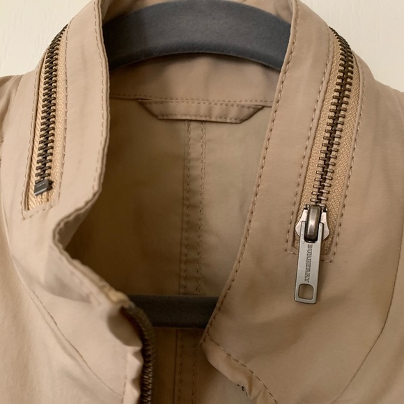 Burberry London Vest - Picture 7 of 7